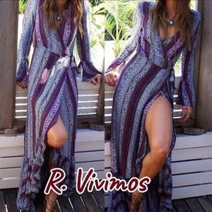 R7 R. Vivimos wrap long sleeve maxi Dress